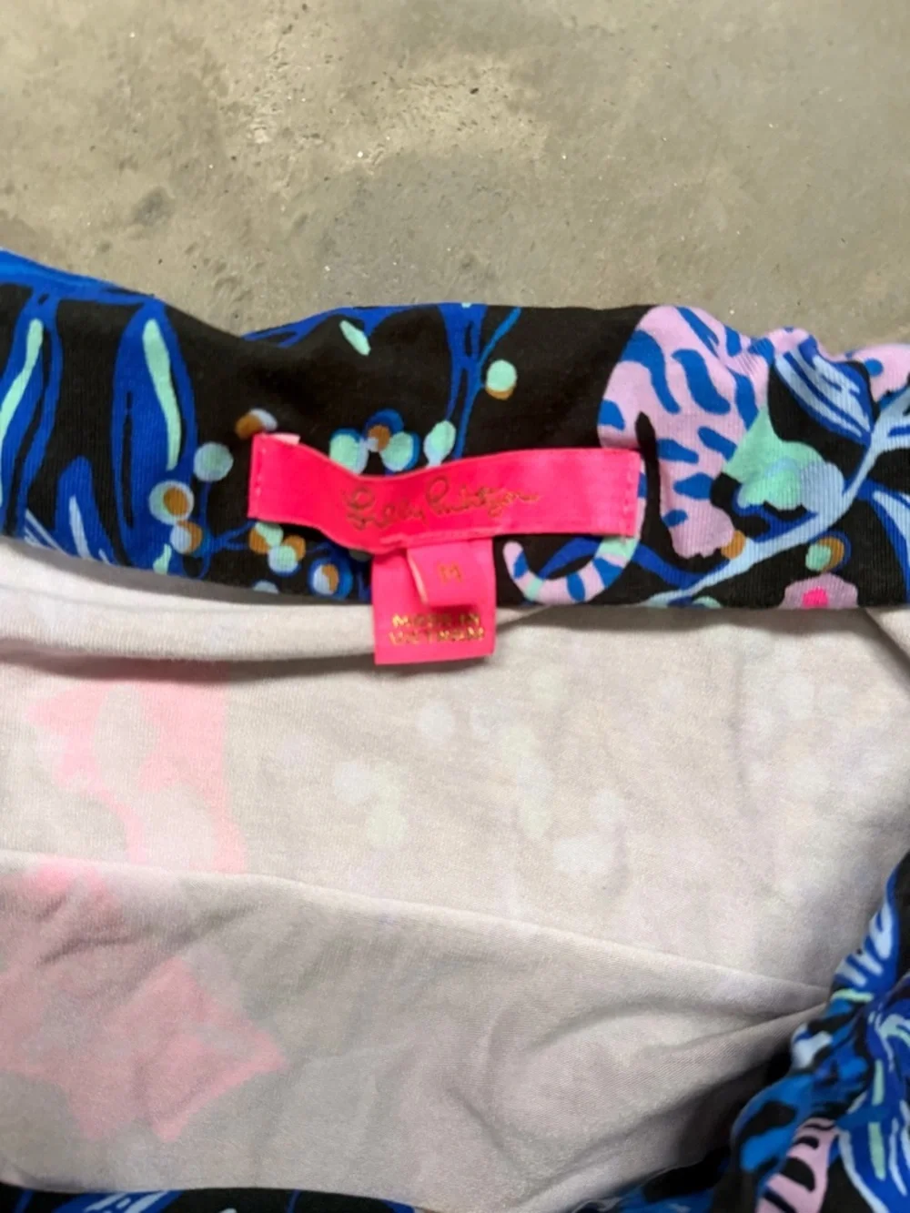 Lilly Pulitzer Tropical Floral Skirt Black Base with Pink & Green Print (Size M)